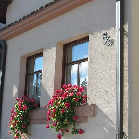 Chalupa Strba Nyaraló