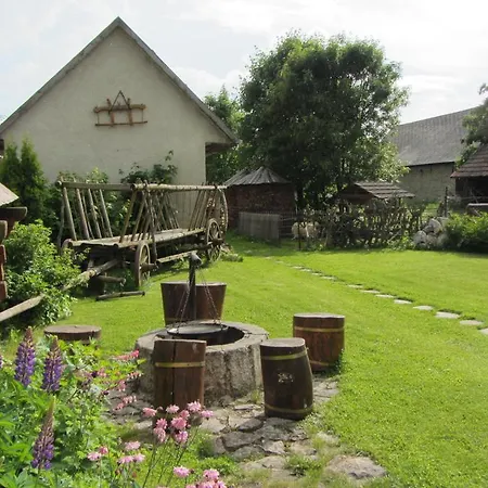 Nyaraló Chalupa Strba *