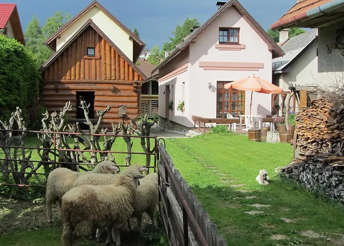 Chalupa Strba Casa de Férias *